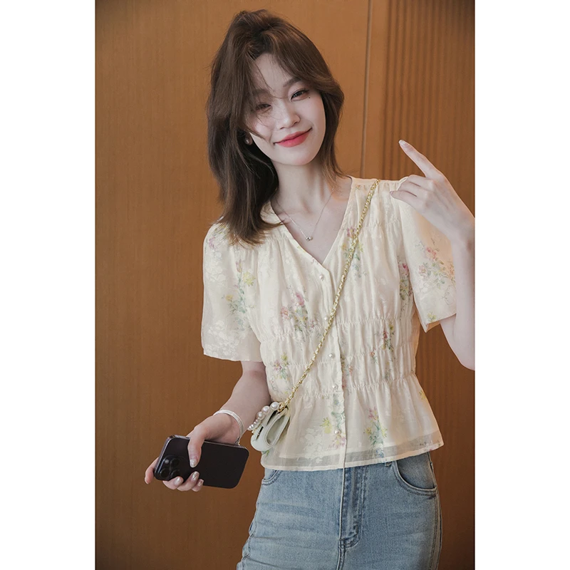 小谷粒镂空衬衫泡泡长袖透气绣花上衣内搭蕾丝衫女
