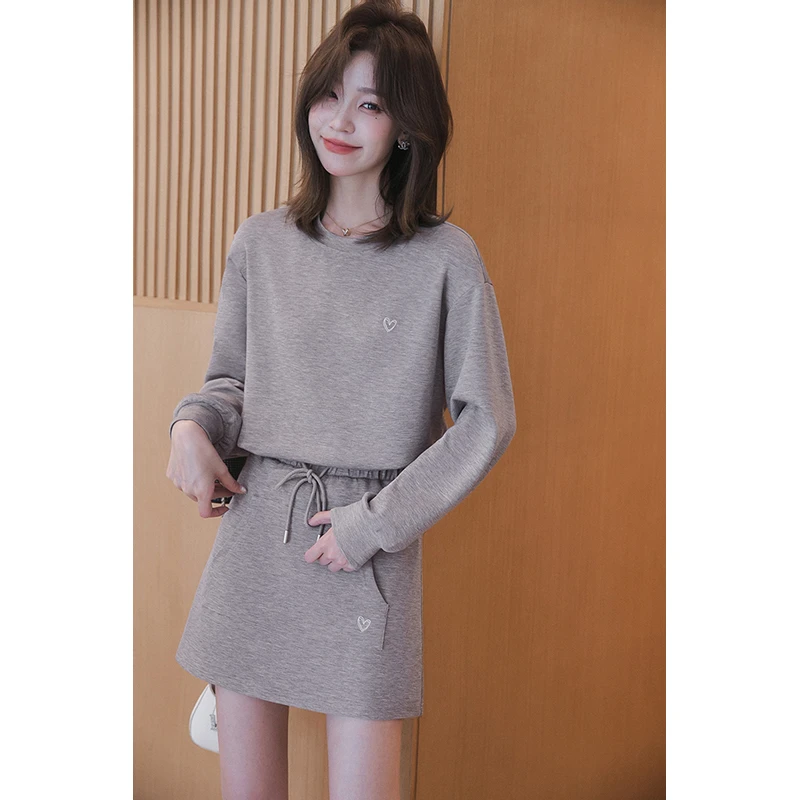 小谷粒套装刺绣卫衣半裙休闲宽松两件套