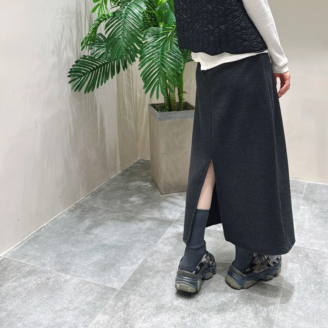 喜悦出品｜秋冬绒感后开叉半身裙