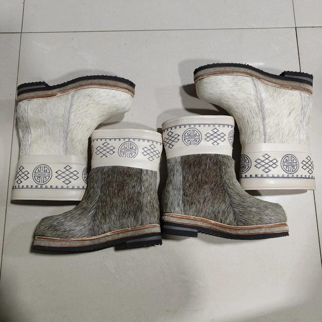 儿童款马毛马皮雪地靴民族风加厚抗寒内里羊皮毛一体可爱经典儿童