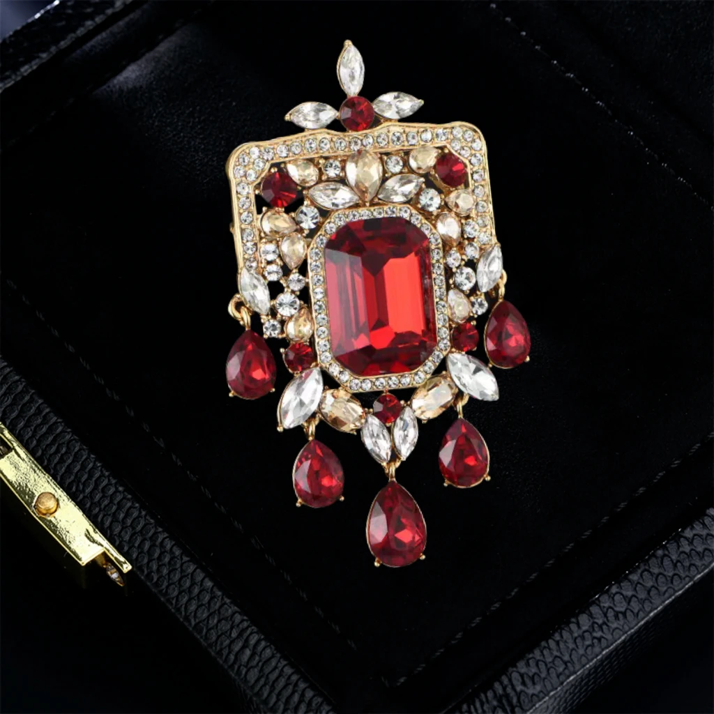 铜胸针 施华洛重工复古红宫廷风胸针轻奢晚会年会大衣礼服胸花