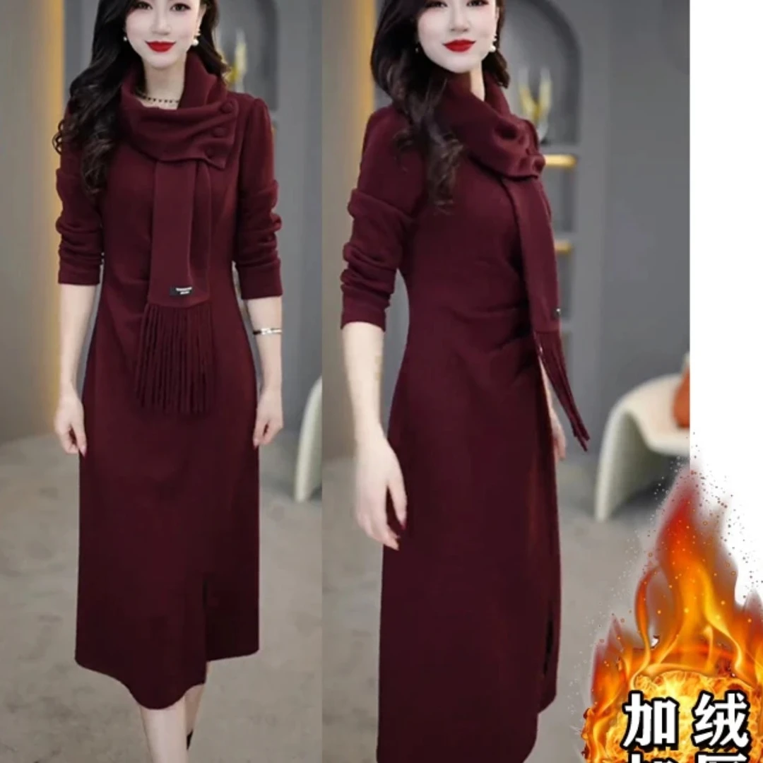 加厚保暖时尚洋气V领连衣裙显瘦过膝长裙