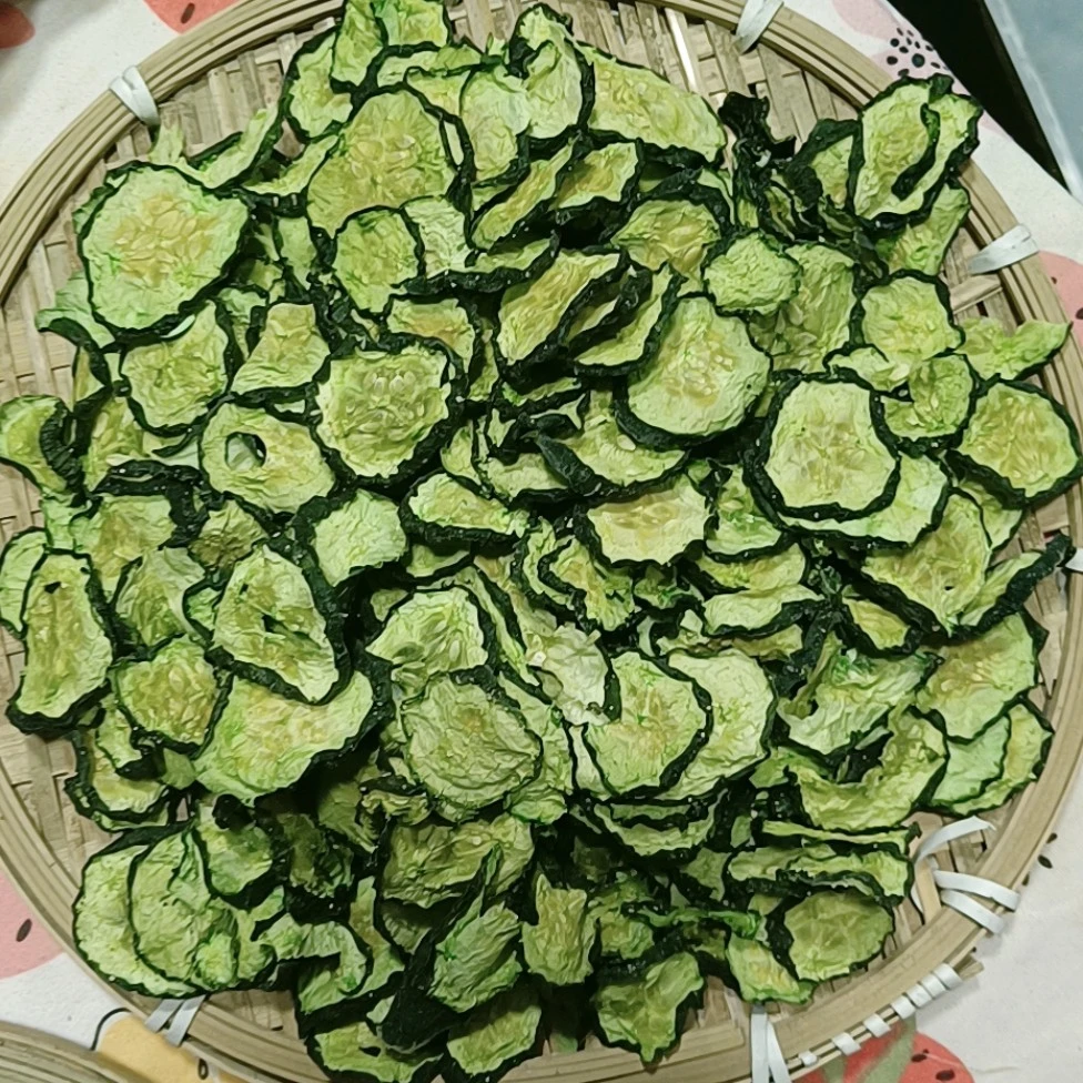 东北农家晾晒黄瓜干