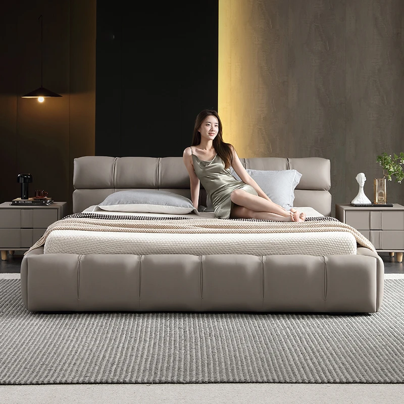 【伊久】意式极简泡芙床真皮双人皮床主卧婚床软包家具大床真皮床