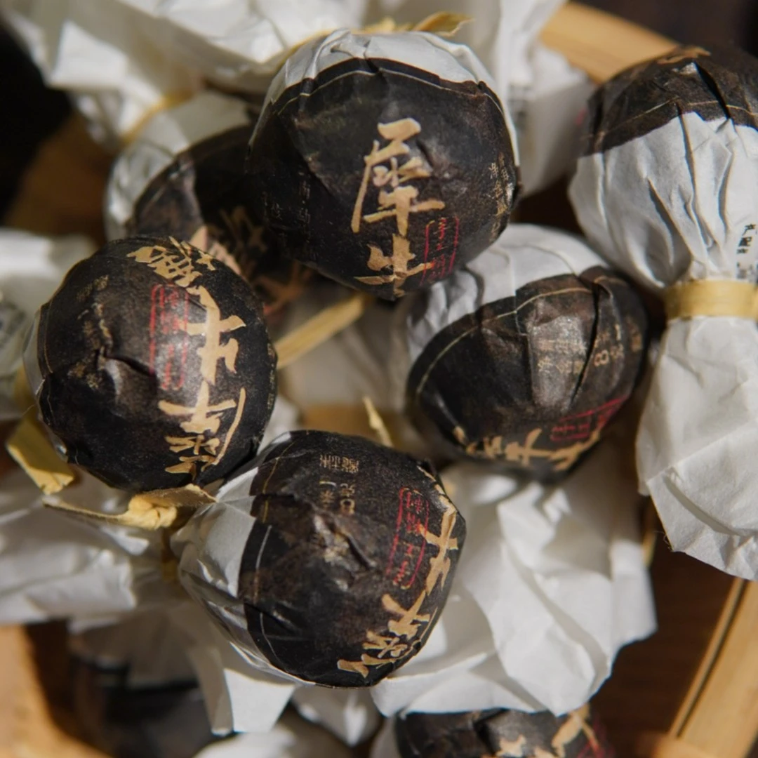 犀牛塘 普洱生茶（龙珠） 头春头采