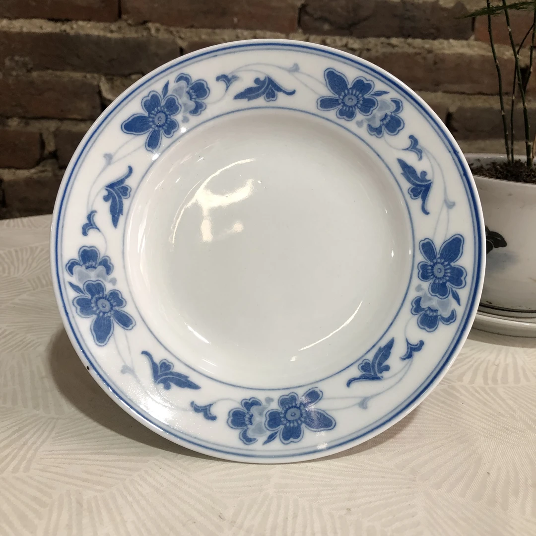 群力棕双凤底款釉下贴花蓝海棠折沿盘18cm老货微瑕