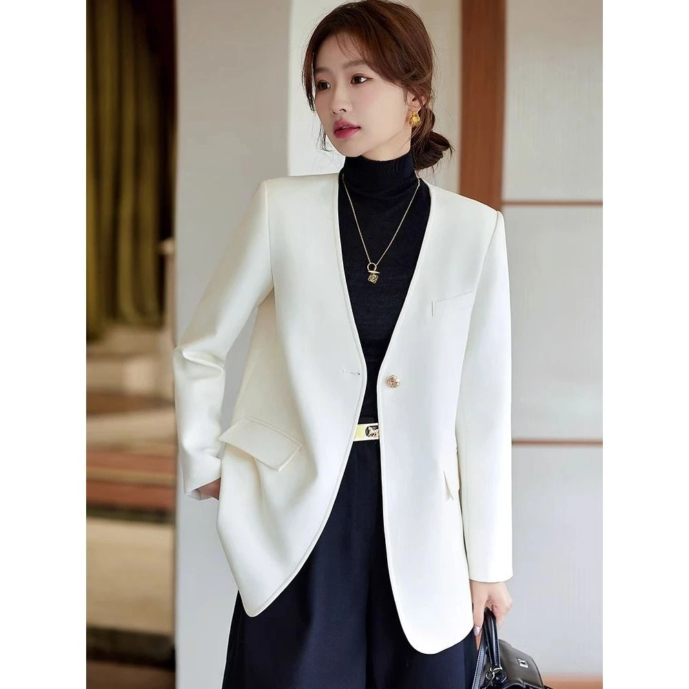 小香风白色西装外套女秋季新款休闲气质小个子大码宽松无领小西服