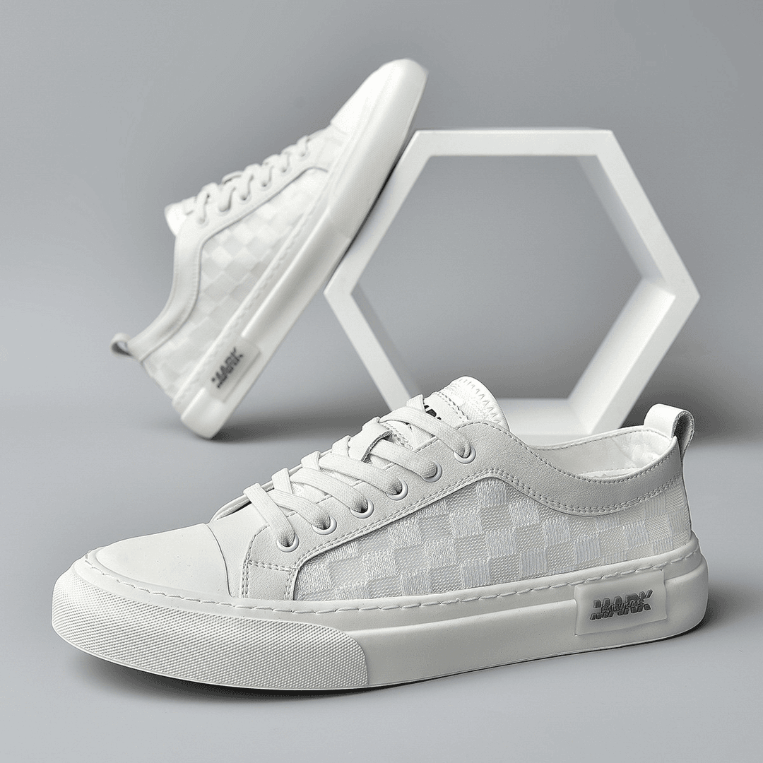 马克华菲夏季透气薄款男鞋网面小白鞋男潮流百搭白色休闲板鞋男士