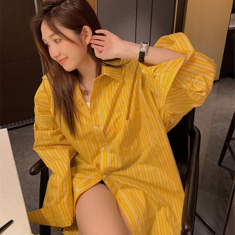 春夏季新款韩版法式设计感小众宽松大码茧型百搭姜黄色条纹衬衫女