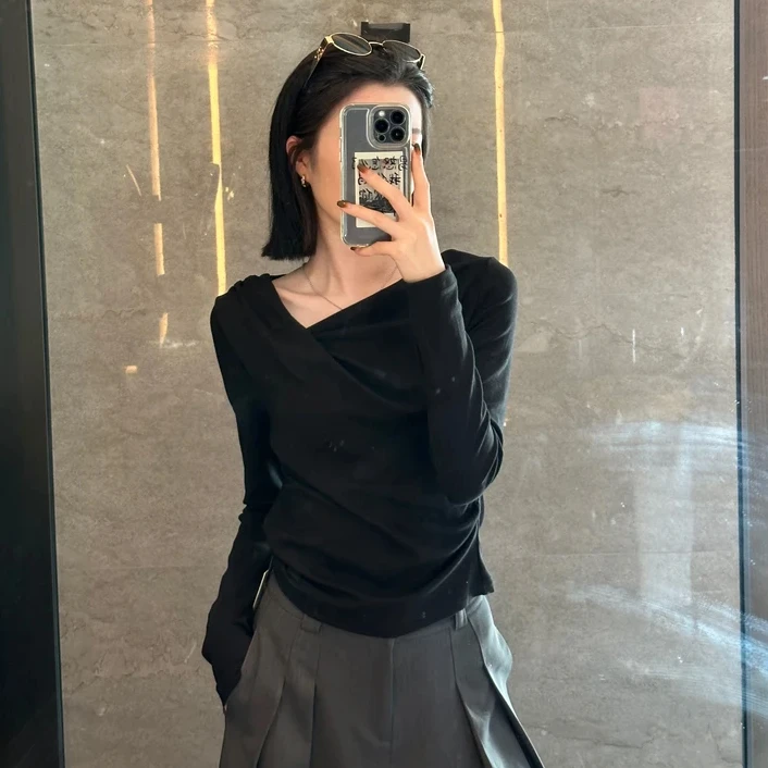 秋季新款荡领修身T恤女2024通勤设计感时尚小众别致显瘦长袖上衣