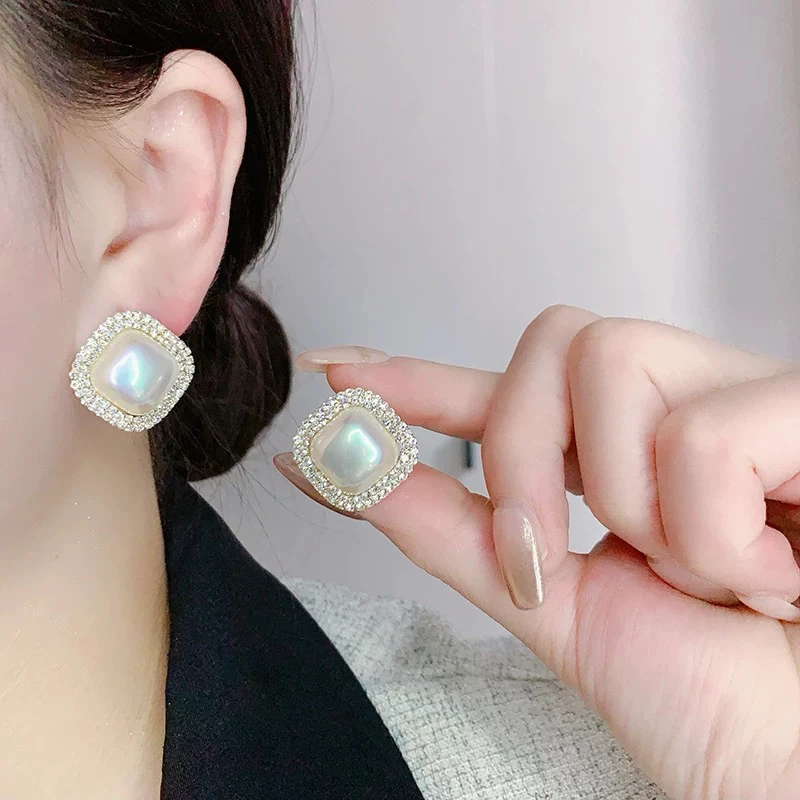 铜合金耳饰 【Q8】气质轻奢百搭简约简约优雅精致网红设计师耳环