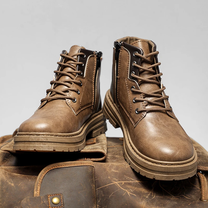 男士时尚马丁靴休闲鞋秋冬工装靴子男百搭透气内增高鞋子厚底男鞋