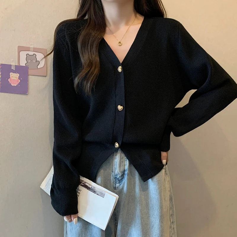 大码遮肚子V领长袖针织开衫女春秋新款胖MM宽度显瘦百搭上衣外套