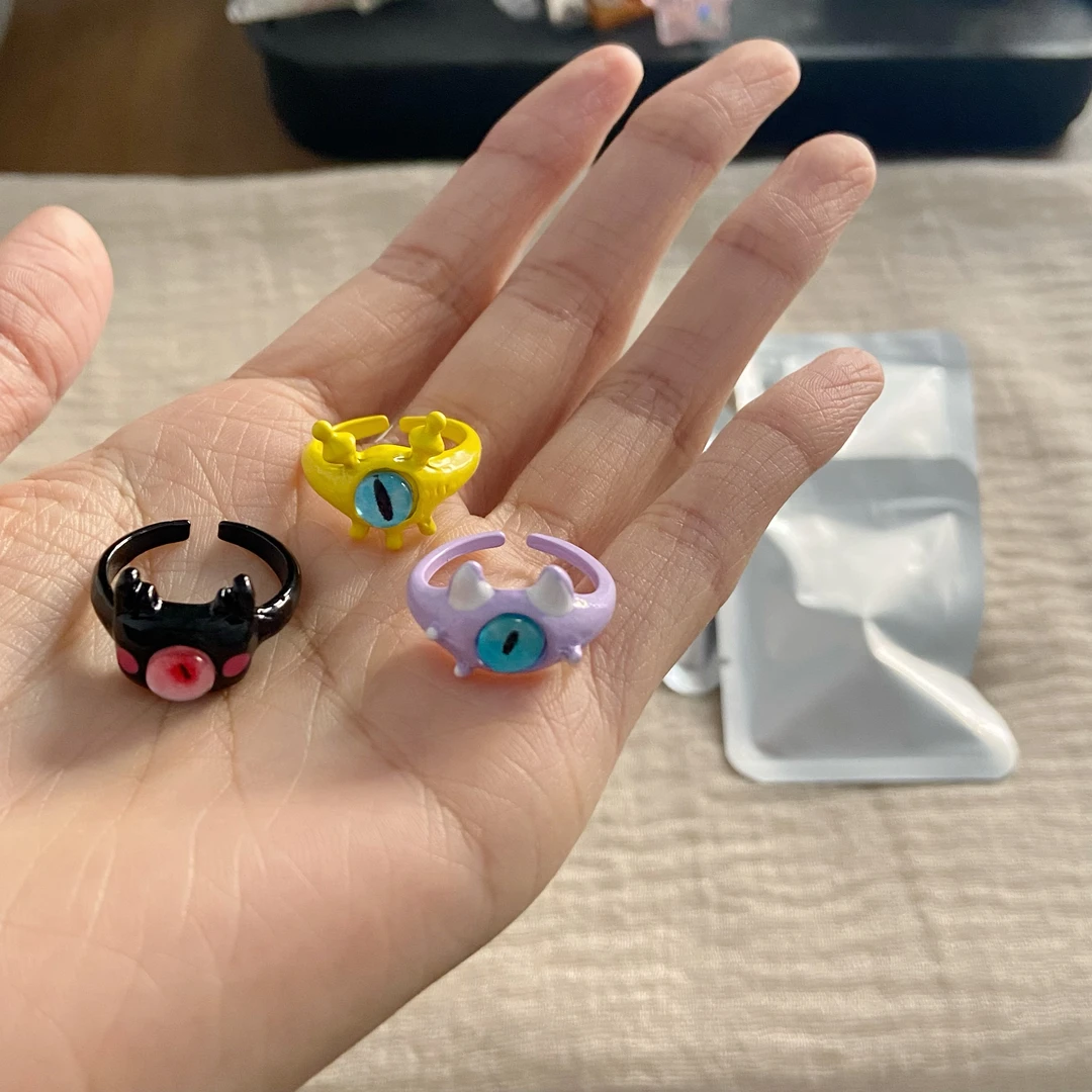 合金戒指 少女心设计感ins网红可爱小众简约彩色小怪兽开口戒指女