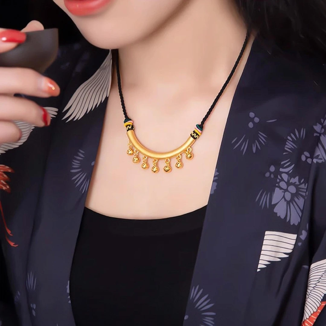 Chow Tai Seng/周大生黄金足金弯管铃铛竹节弯管黄金足金吊坠编绳