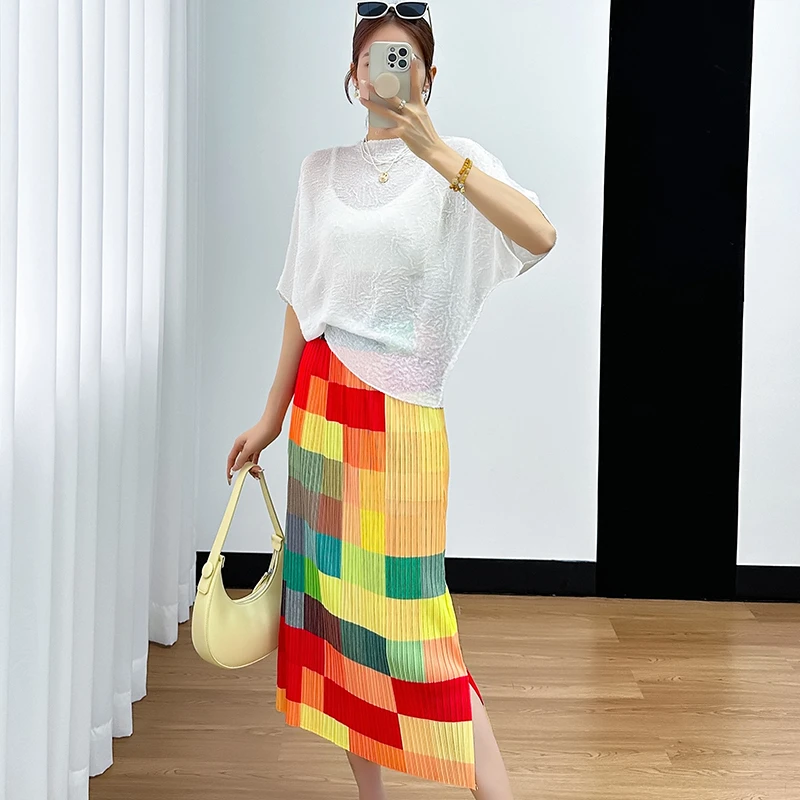 三宅2024年夏季两件设计套装女蝙蝠短袖圆领上衣松紧彩虹拼色半裙