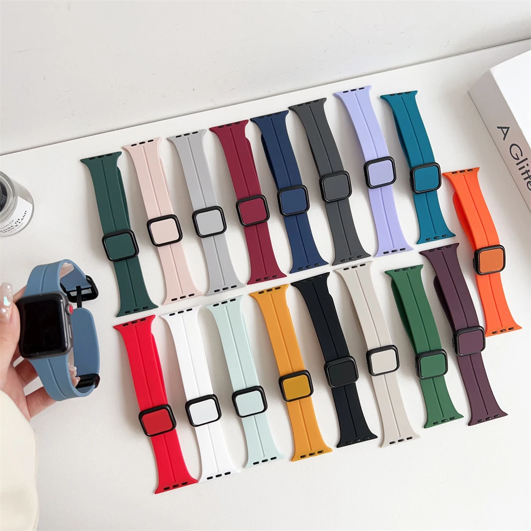 适用苹果watch9/ultra手表带新款方形扣硅胶磁吸夏季SE/876易穿戴