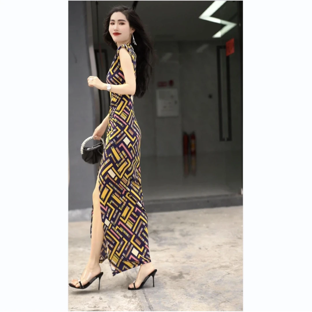 2025高档高级高贵女士上档次约会气质裙子海边度假修身裙子30416