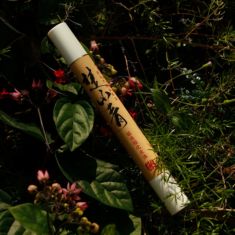 【行香子】楚山青 越南顺化皮油沉香线香