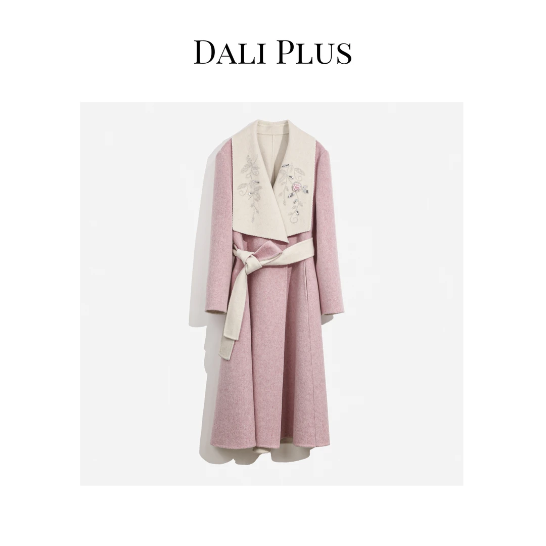 DALI PLUS重磅长款双面呢 纯手工缝制珠花 粉色毛呢大衣-13J040