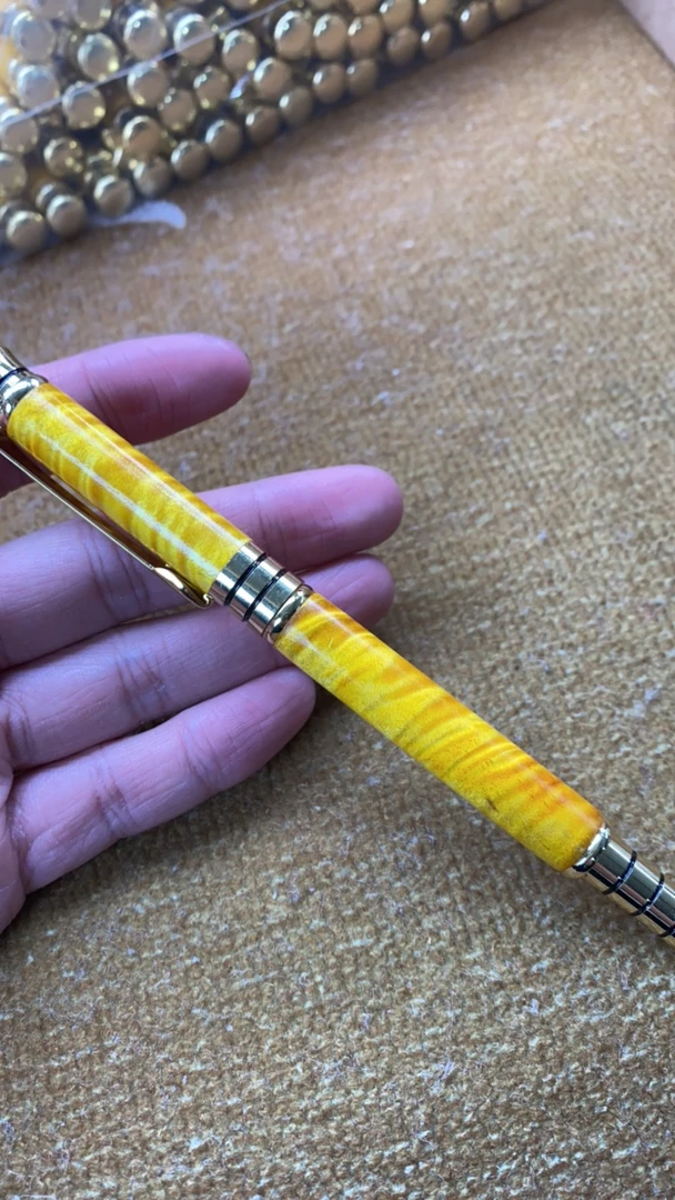 精品金丝楠钢笔钢笔