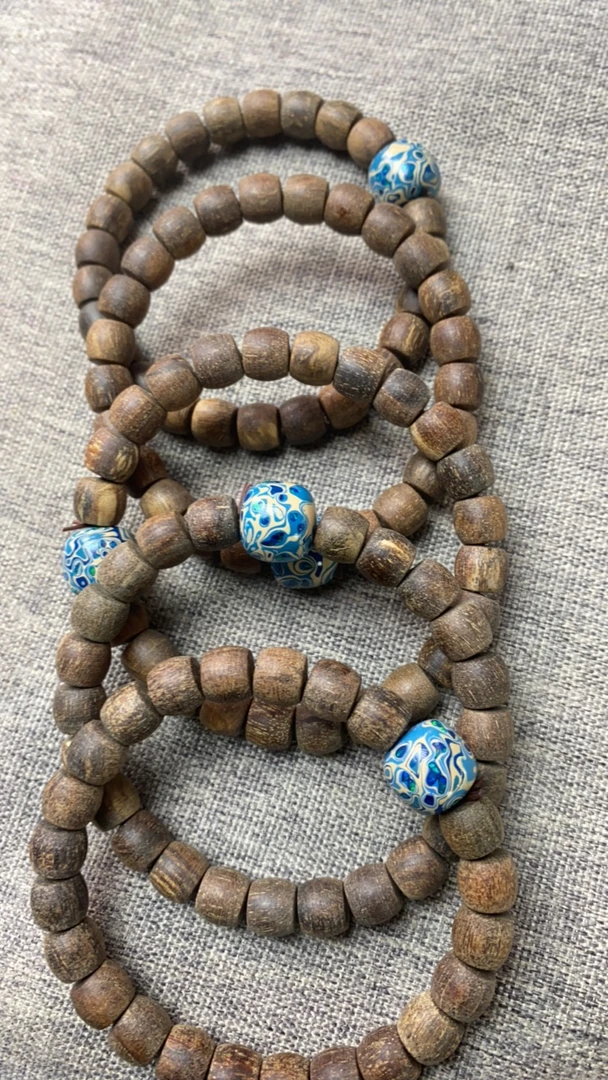 贡木8/9搭配大漆珠