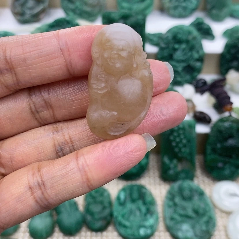 【闪购商品】独山玉颈饰未镶嵌八***！