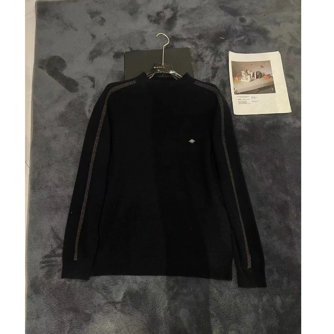 冬季时尚百搭平纹细针中领半高领男士长袖羊毛衫W6636621