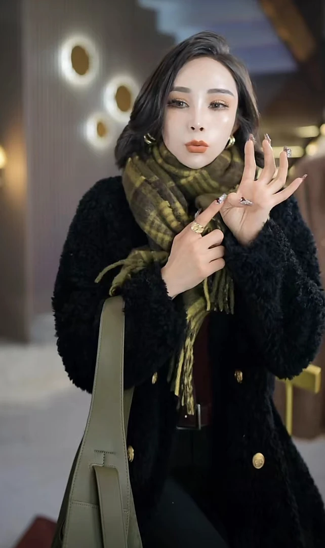 冬季时尚百搭超柔格子流苏围巾W885J5