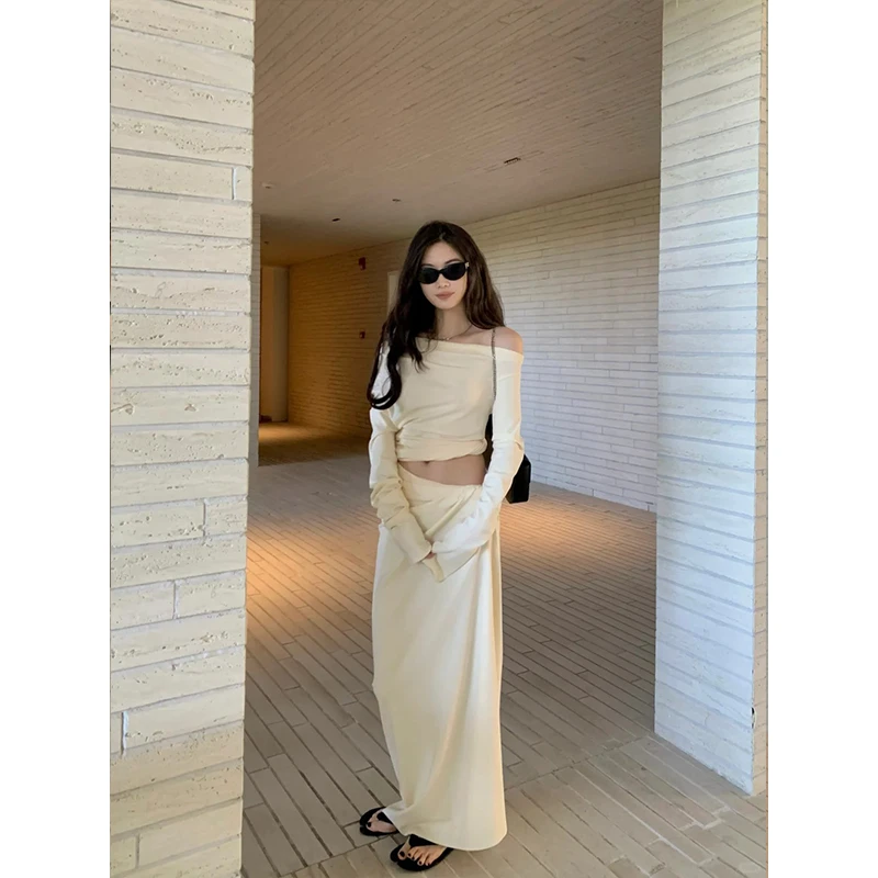 2025夏季新款米白色露肩上衣短款一字肩内搭小众高级感打褶半身裙