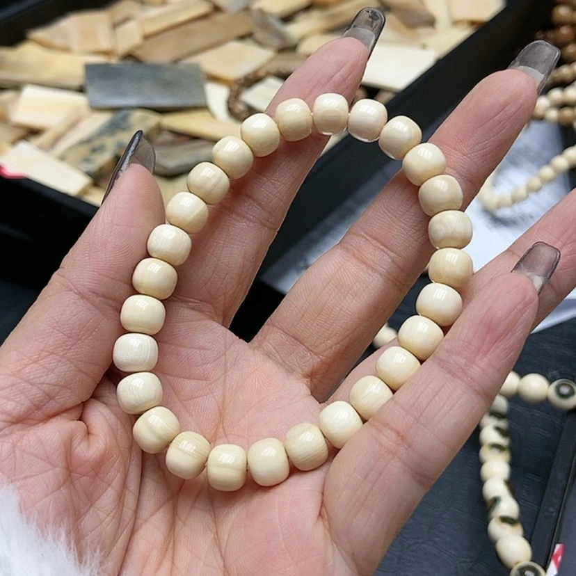 【闪购商品】猛犸根雕22