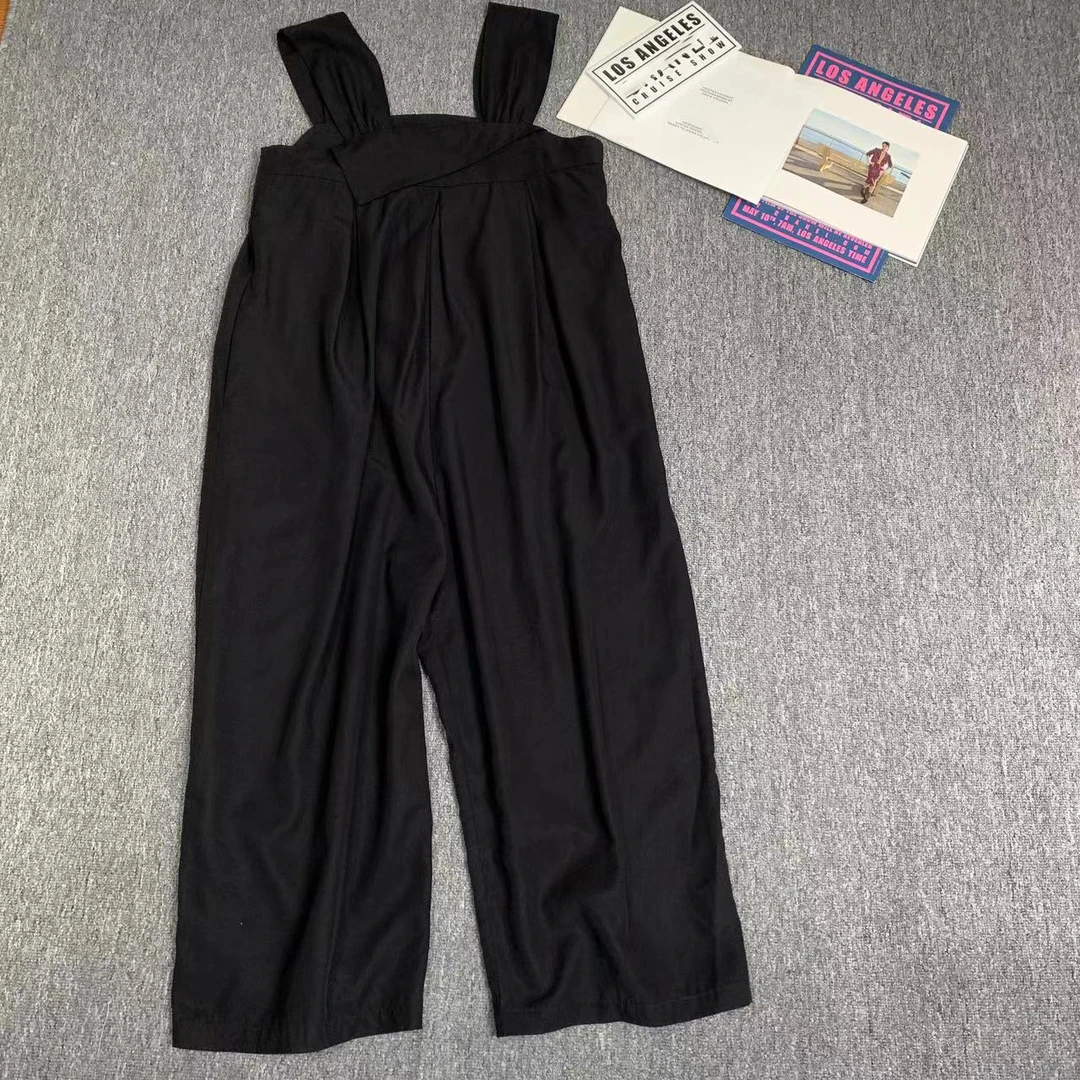 11311余小鱼 黑色简约减龄显瘦阔腿休闲百搭舒适连体背带裤女装