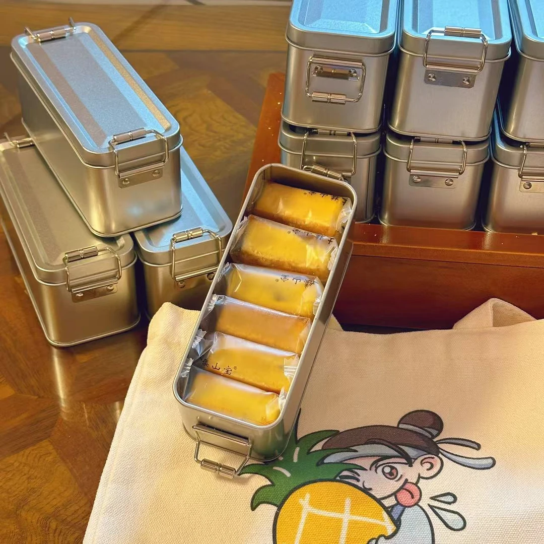 福建传统糕点真果肉凤梨黑珍酥怀旧小零食复古铁盒包装伴手礼糕点