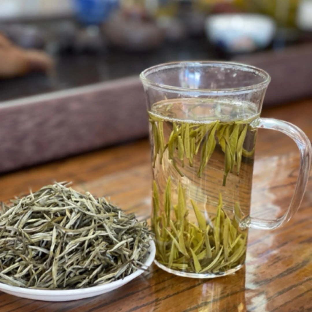 茉莉银针 根根立 鲜爽 鲜甜 茉莉香气馥郁 适合女士新手 茶味淡