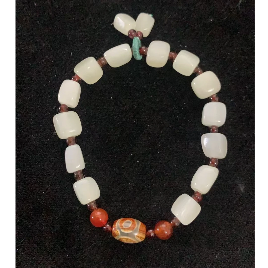 新疆和田玉精品手串