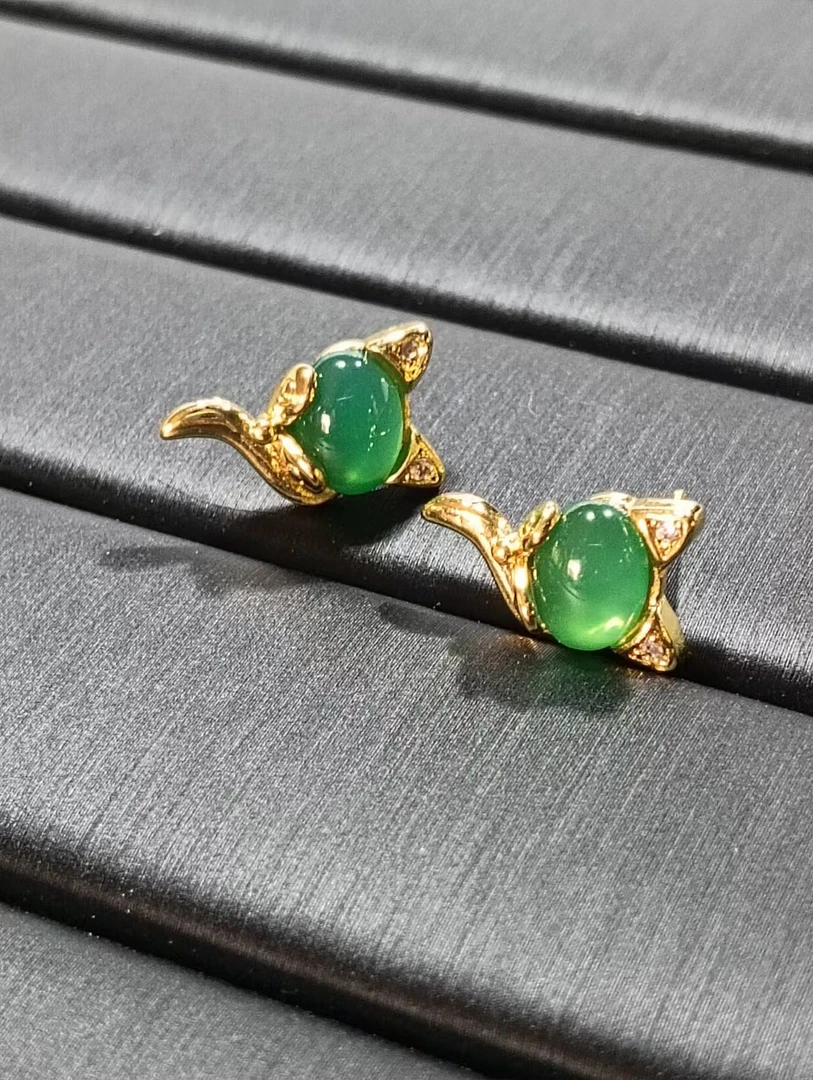 天然玛瑙绿色猫咪耳钉百搭时尚女款J132