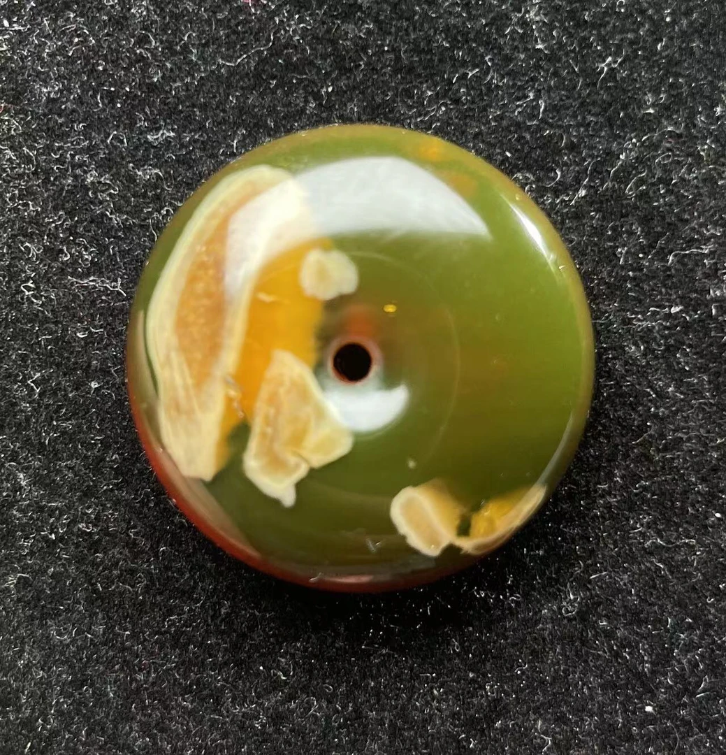 变色龙蜜溶洞平安扣