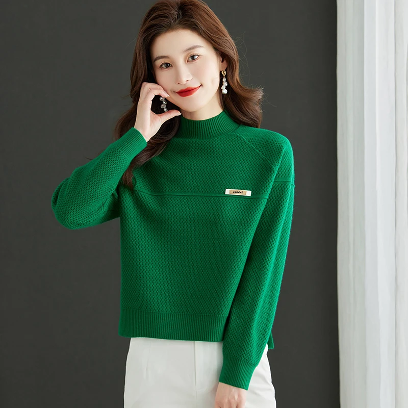 高档半高领纯色毛衣女短款秋冬宽松洋气大码小个子高腰针织打底衫