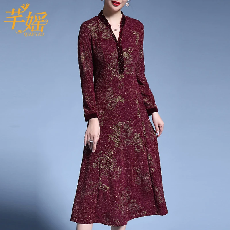 春秋新款婚宴妈妈装礼服年轻时尚小立领红色长袖大摆连衣裙中长款