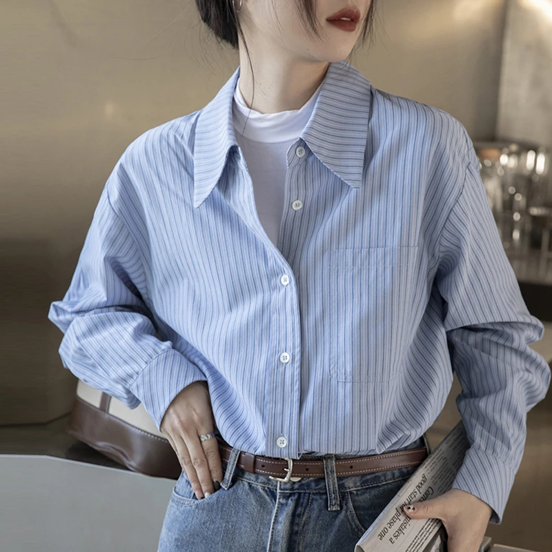 KM8487法式设计感蓝色条纹衬衫女春季新款别致长袖内搭衬衣上衣