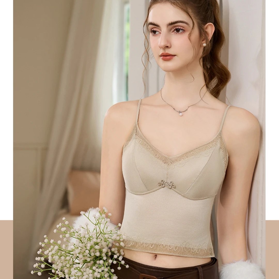 秀赛卡 秋冬定制款法式浪漫性感外穿内搭自带杯垫