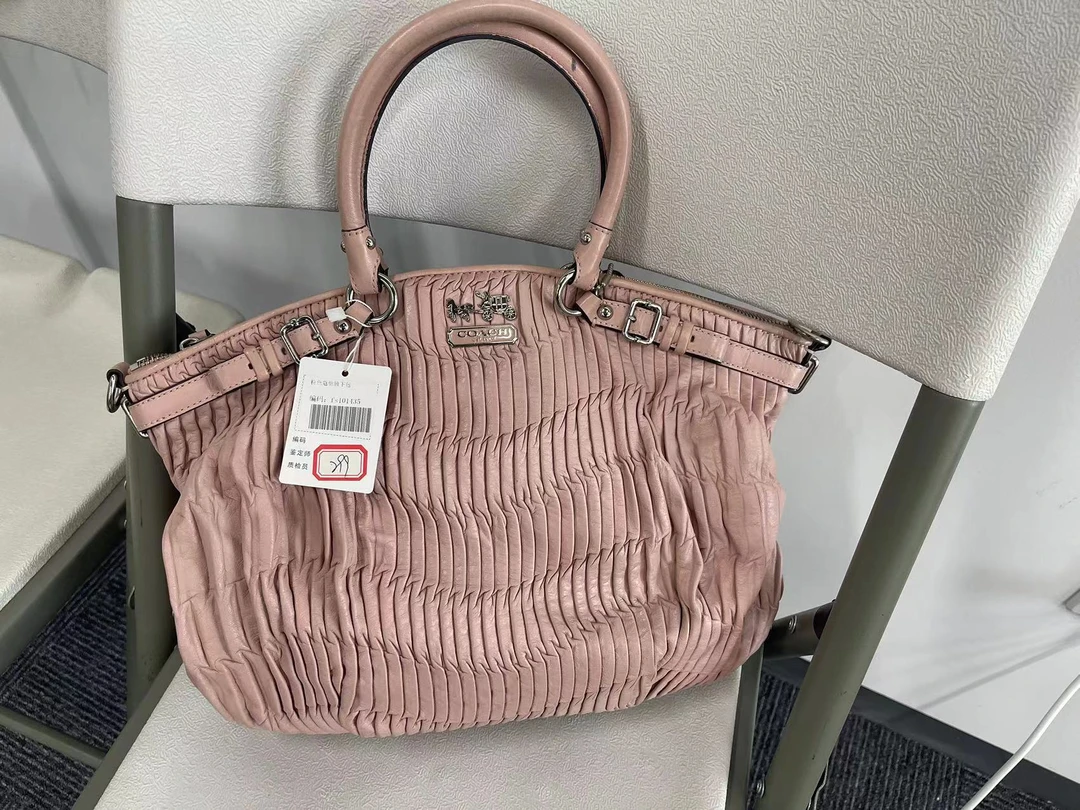 95新 COACH/蔻驰 哈密专属/单肩包/无工价/包展/蔻驰/1435