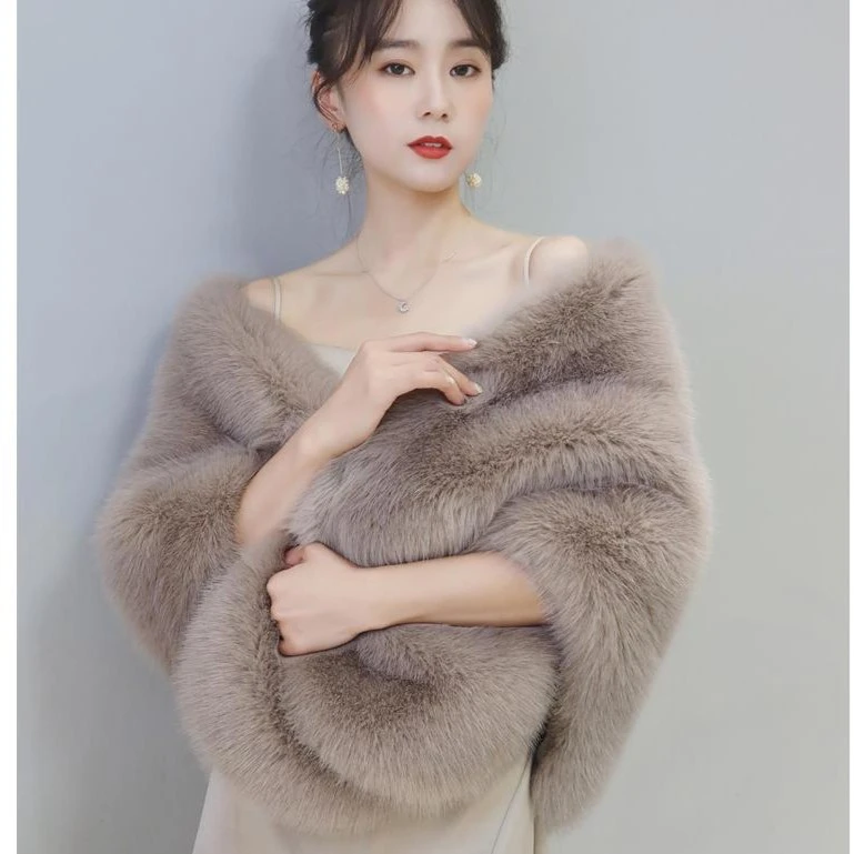 婚纱披肩女气质时尚网红秋冬季狐狸毛新娘礼服旗袍外搭皮草斗篷