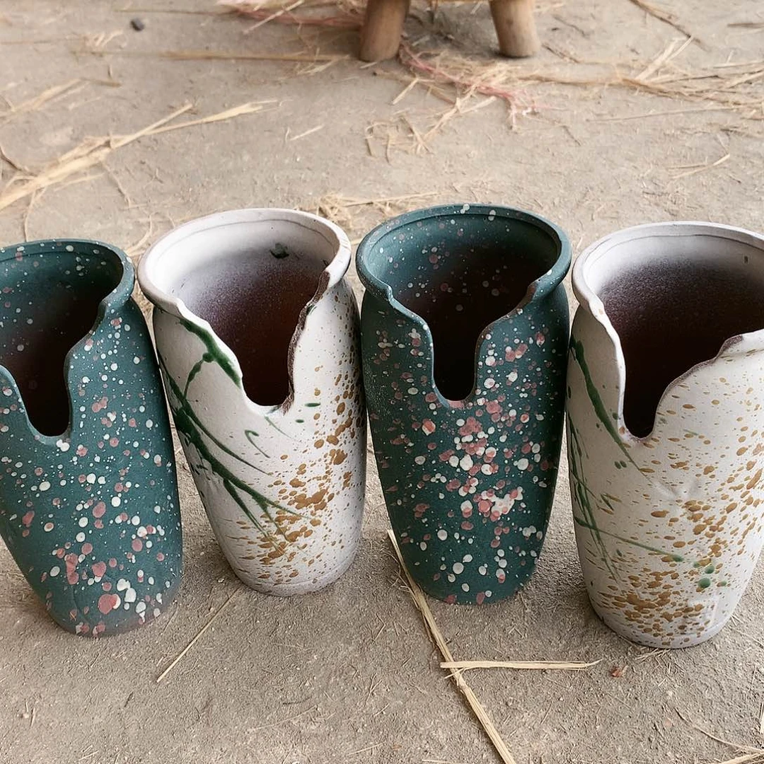 红陶口11高21。。。