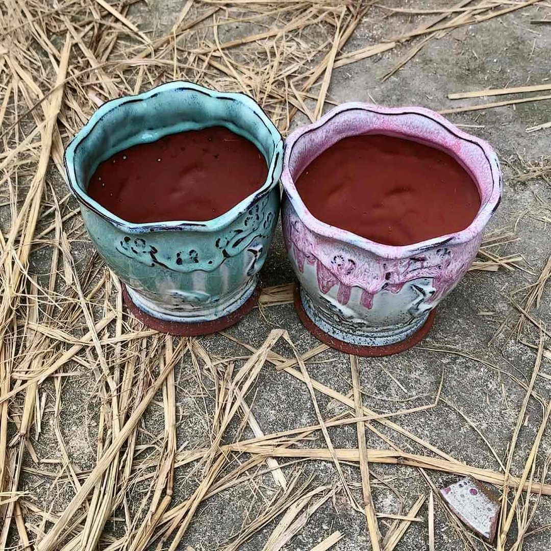 红陶20CM（含）-50CM（不含）口14。高14。