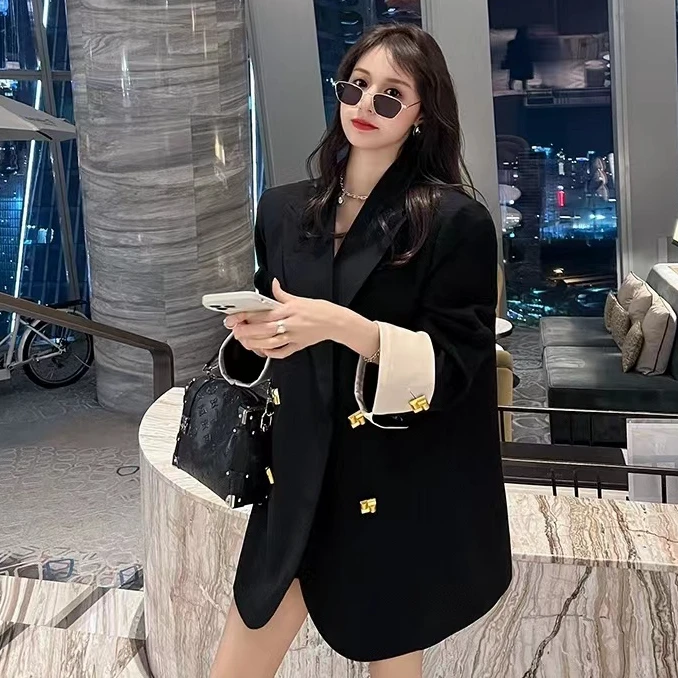 黑色西装外套女2025春秋高级感今年流行宽松气质通勤休闲西服上衣