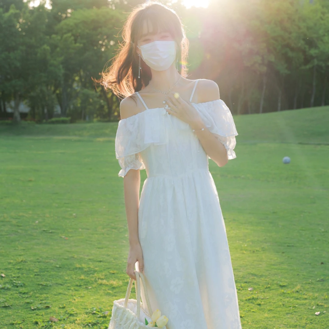 花崎鹿初恋一字肩吊带短袖连衣裙长裙白色温特少女印花裙约会收腰