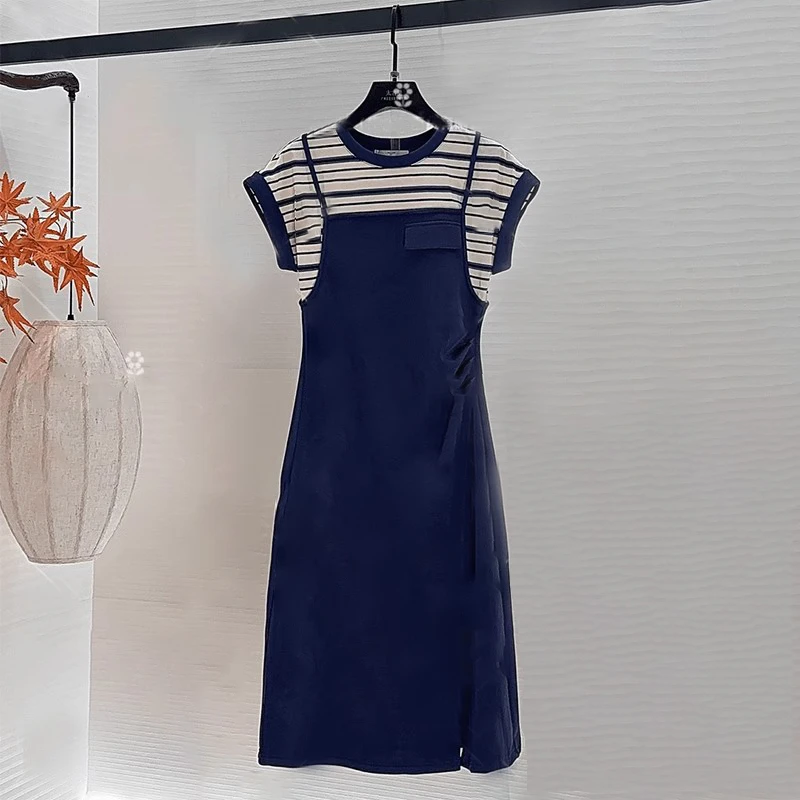大码设计感假两件条纹显瘦圆领连衣裙女夏季新款胖mm时尚开叉裙子