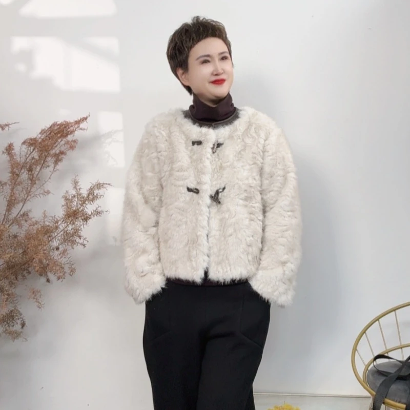 短外套短款女牛角扣网红女装气质女款皮毛一体秋冬圆领女士国风