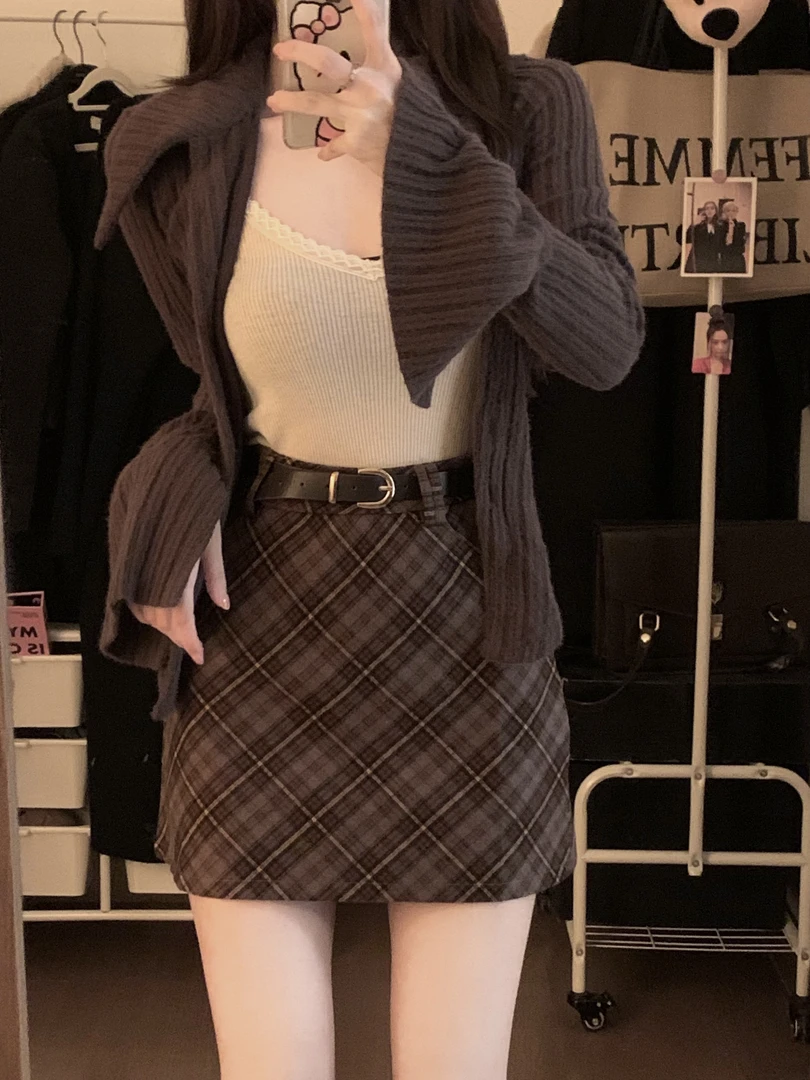 大码复古毛呢格子半身裙女秋冬小个子高腰a字裙格纹显瘦包臀短裙